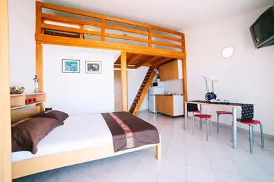 Krevet ili kreveti u jedinici u objektu Studio Apartment in Duce with Sea View, Terrace, Air Conditioning, WiFi 4167-6