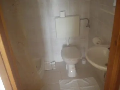 Kupaonica u objektu Studio apartment in Hvar town with sea views, terrace, air conditioning, WiFi 3615-5