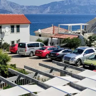 Apartments Gracin