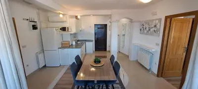 Kuhinja ili čajna kuhinja u objektu Apartment Amore - 2 bedroom, 2 bathroom, sea view terrace, 250m from beach