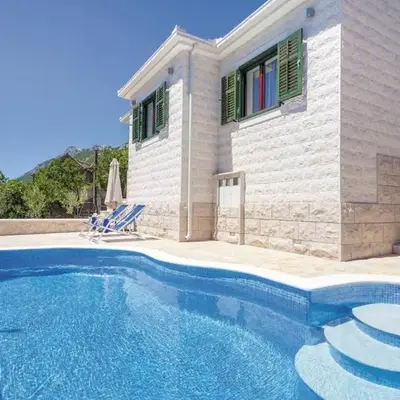 Holiday Home Zvecanje With Outdoor Swimming Pool 326
