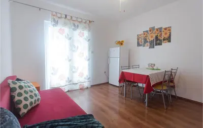 Kuhinja ili čajna kuhinja u objektu Cozy Apartment In Suhi Potok, Jesenice