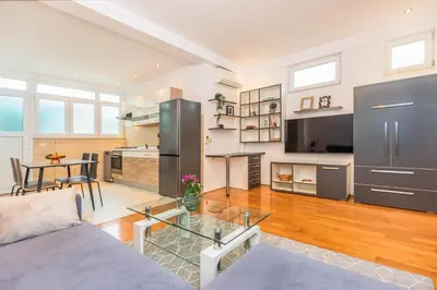 Kuhinja ili čajna kuhinja u objektu Beachfront apartment