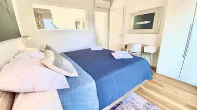 Krevet ili kreveti u jedinici u objektu Nautilus-Bay Suites - Dreizimmer Suite 420