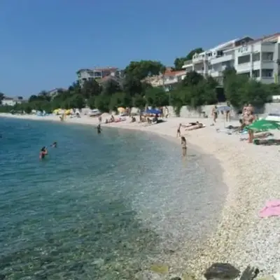 Apartment in Dugi Rat with sea view