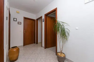 Tlocrt objekta Apartments with parking space Brela, Makarska - 20223