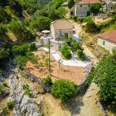 Stone bridge cottage