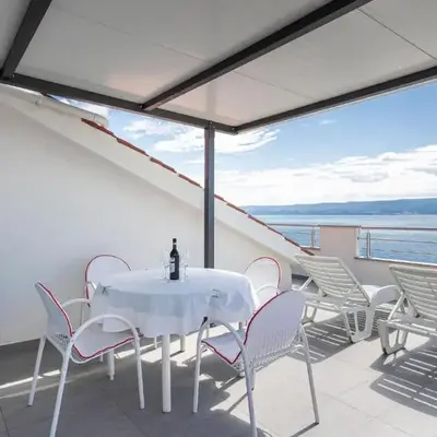 Amazing Apartment In Jesenice With Wifi