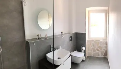Kupaonica u objektu La BellaSu House in house
