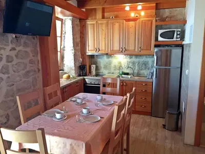 Kuhinja ili čajna kuhinja u objektu Holiday house in Sumpetar Jesenice with sea view, terrace, air conditioning, WiFi 5133-1
