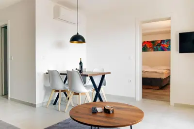 TV i/ili zabavni centar u objektu Apartment Bikin 2