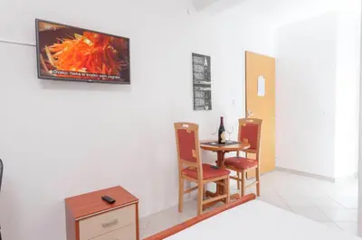 TV i/ili zabavni centar u objektu MASLINA