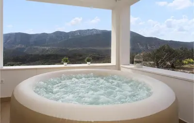 Pogled na planine ili pogled na planine iz apartmana