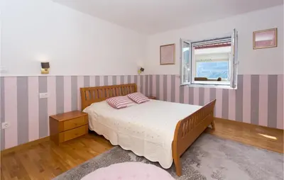 Krevet ili kreveti u jedinici u objektu Stunning Apartment In Podgrade With Wifi