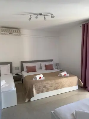 Krevet ili kreveti u jedinici u objektu Villa Ruža 30m from the beach