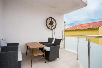 Balkon ili terasa u objektu Apartments and rooms by the sea Nemira - Omis - 2781