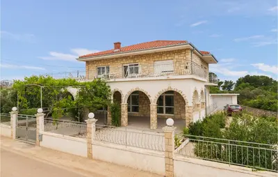 Zgrada u kojoj se nalazi apartman