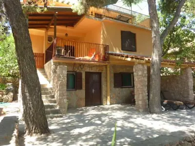 Zgrada u kojoj se nalazi apartman