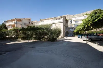 Pogled na planine ili pogled na planine iz apartmana