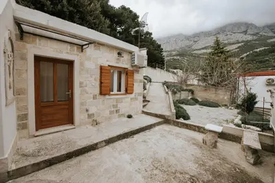 Pogled na planine ili pogled na planine iz apartmana