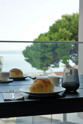 Hrana u apartmanu ili u blizini