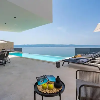 Seafront Villa Kiara with 5 en-suite bedrooms in Omiš