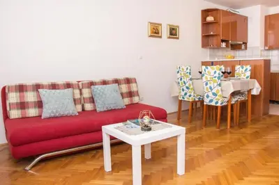 Kuhinja ili čajna kuhinja u objektu Apartments with parking space Omis - 21050